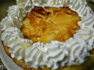 簡単！りんごのパンケーキを作ってみました