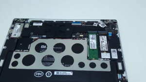 Xiaomi Mi Notebook Air 12.5のSSD換装は超簡単　カスタムの自由度も中華PCの魅力
