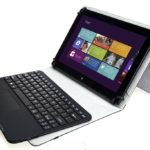 BKB50がWindowsと相性が悪いので、別のタッチパッド付BluetoothキーボードIBK-13を購入