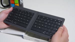 実はSurface Pro 4 並に気になっているUniversal Foldable Keyboardの発売日