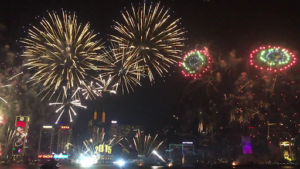 中華圏の新年が凄すぎて腰抜かした件