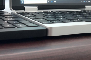 【超速報】ONE-NETBOOK社第3世代となるOneMix 3の新画像入手！薄くなったブラックボディーを確認！気になるCPUは？