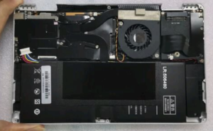 ONE-NETBOOK OneMix 3の分解画像とされる画像が登場